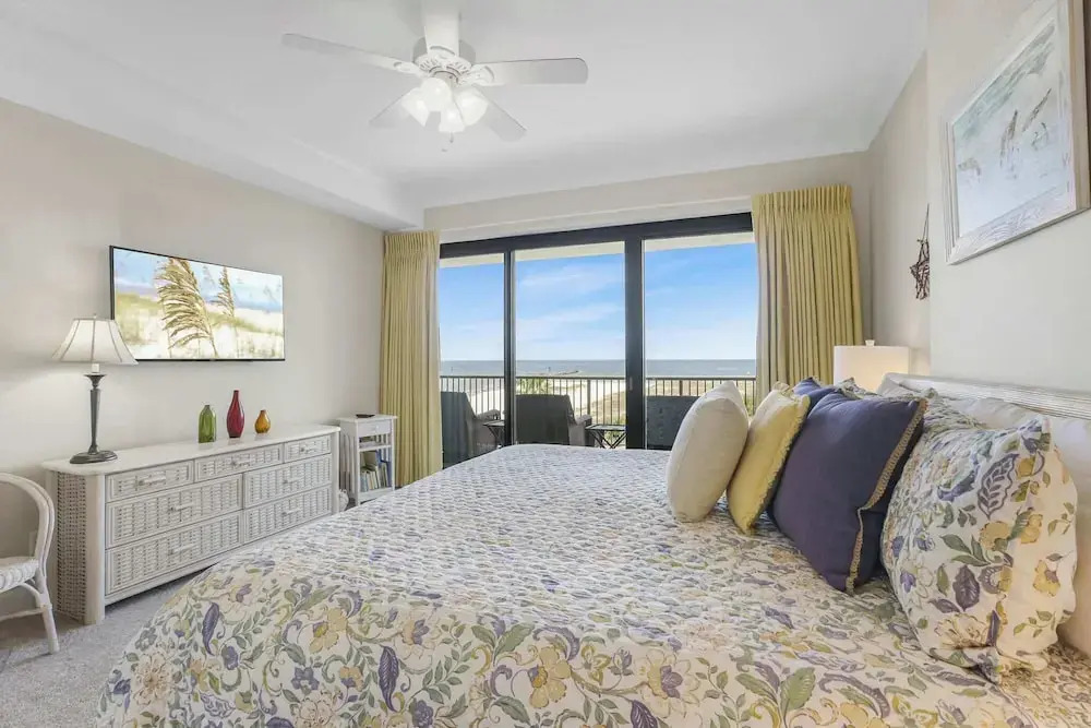 Grand Pointe 310 Panoramic Views Huge Balcony
