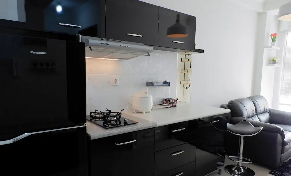Homey and Minimalist Signature Park Grande Apartment