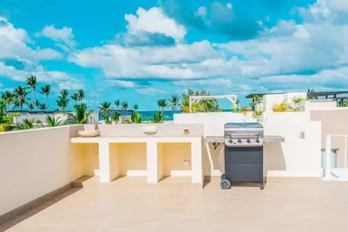 Beach Garden D4 Luxury Condo