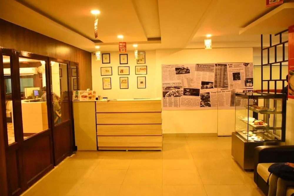 Hotel Palacial Pondi