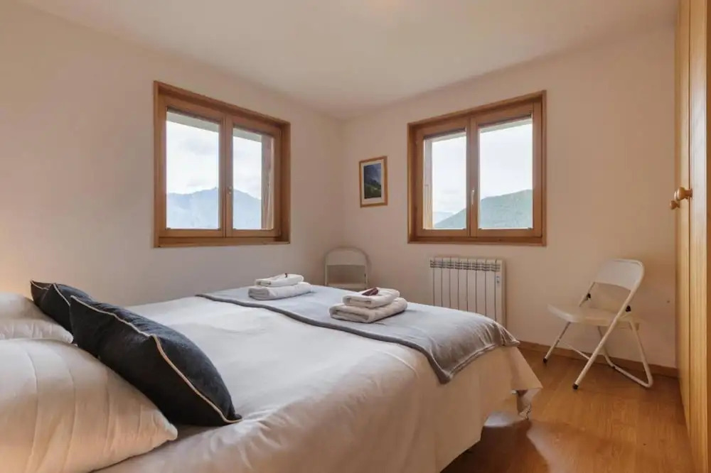 La Taniere Cozy Chalet With Incredible Views and Parking