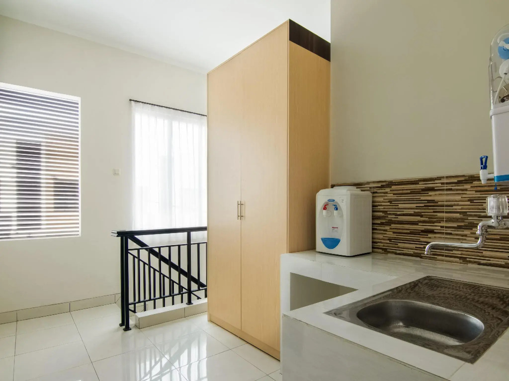 Columbus Residence J1 by OYO Rooms