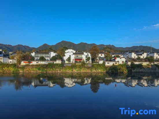 Longshan Villa Resort