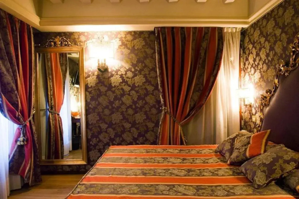 Отель Royal San Marco