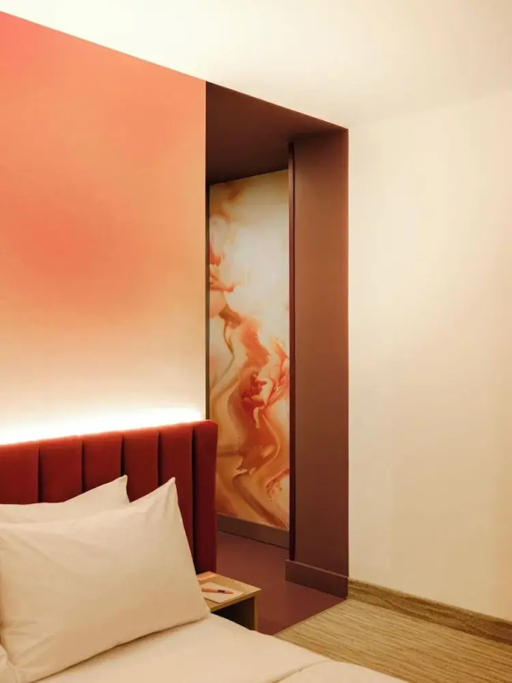 Rose Hôtel Invisible