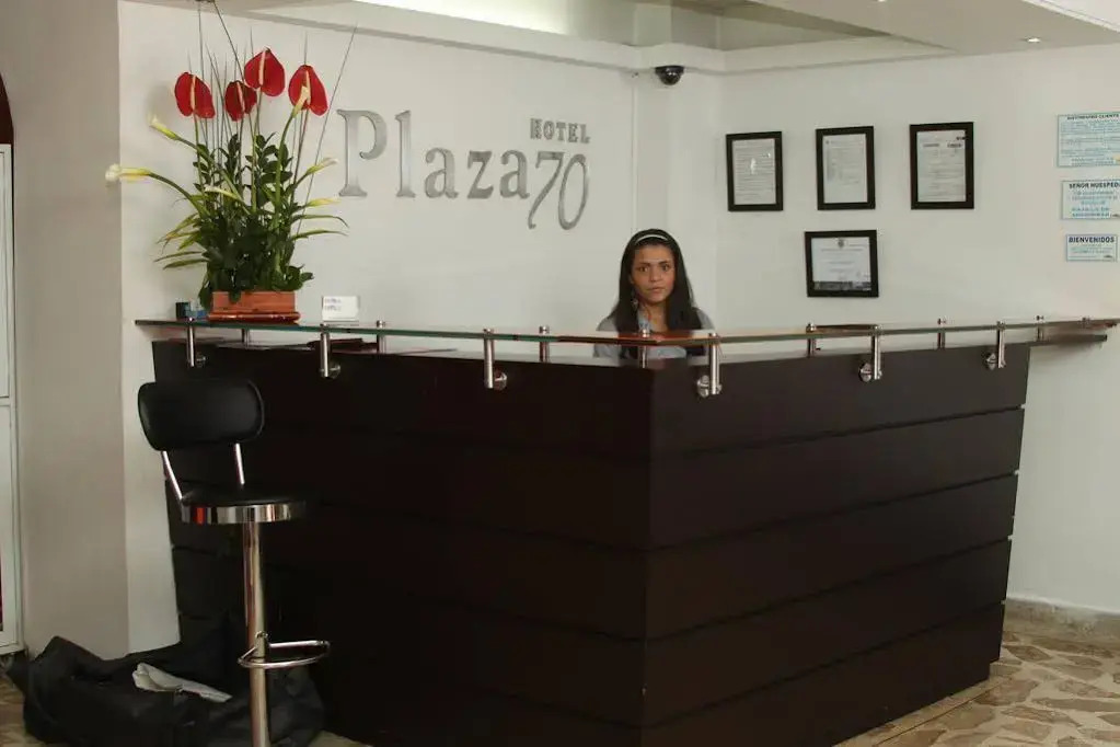 Hotel Plaza 70
