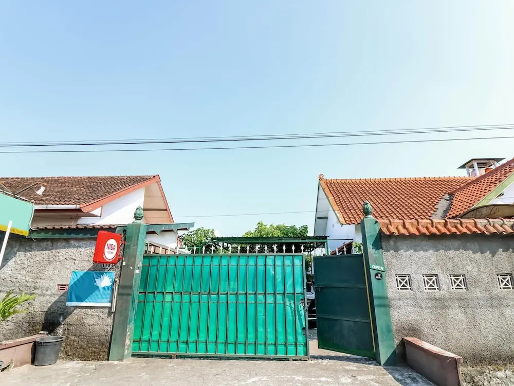 NIDA Rooms Pisang 83B Depok Sleman