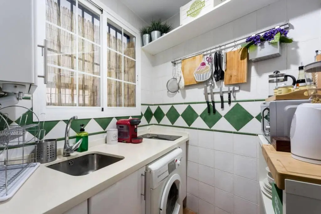 Pretty Duplex In Bohemian District-City Center