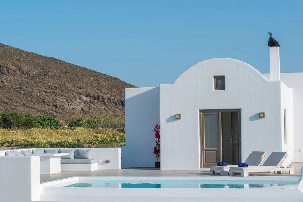 Azar Luxury Villas & Suites