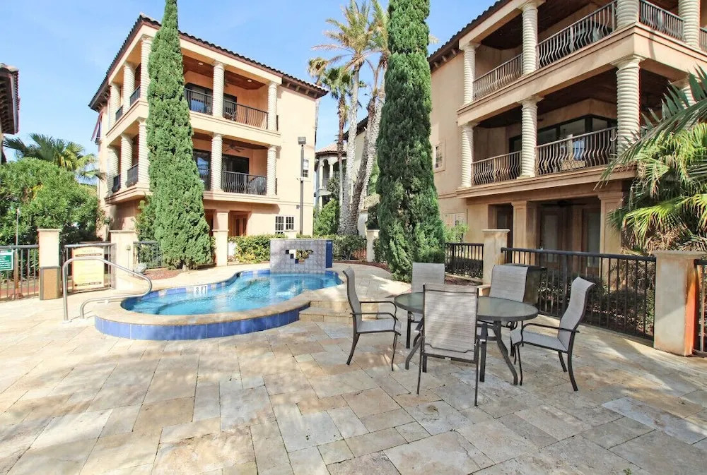 Bel Sol Luxury Tuscan-style Home Steps to Private Tropical Pool by Redawning
