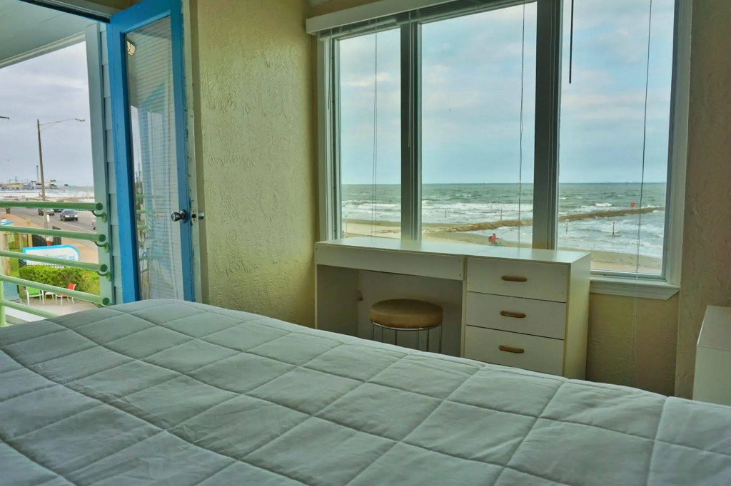 Four Seasons on the Gulf