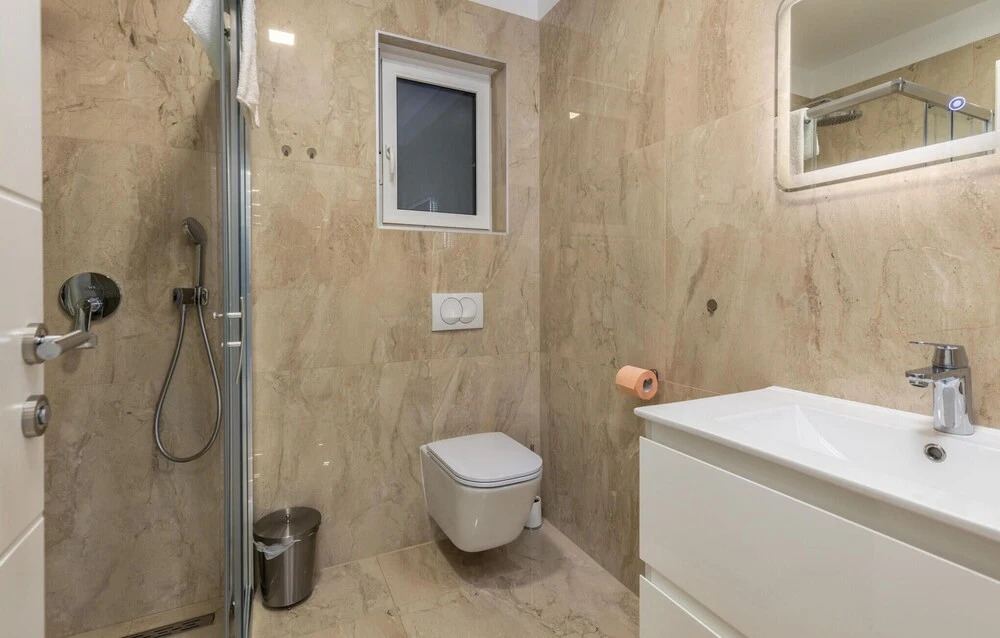 Nice Apartment in Crikvenica With Outdoor Swimming Pool, Wifi and 2 Bedrooms