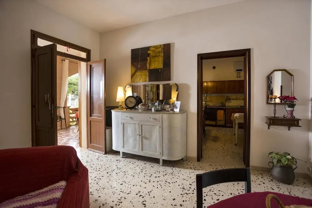 The Villa of Artists