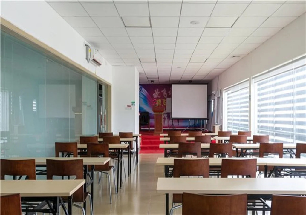 Hanting Hotel Guangzhou Baiyun Station Huangshi West Road