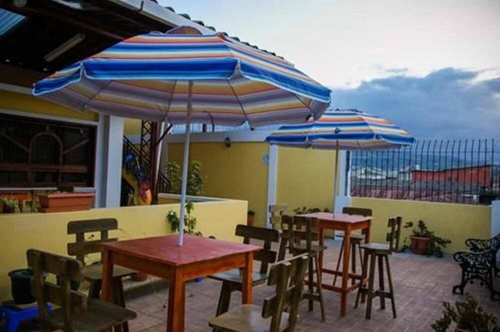 La Luna Hostal
