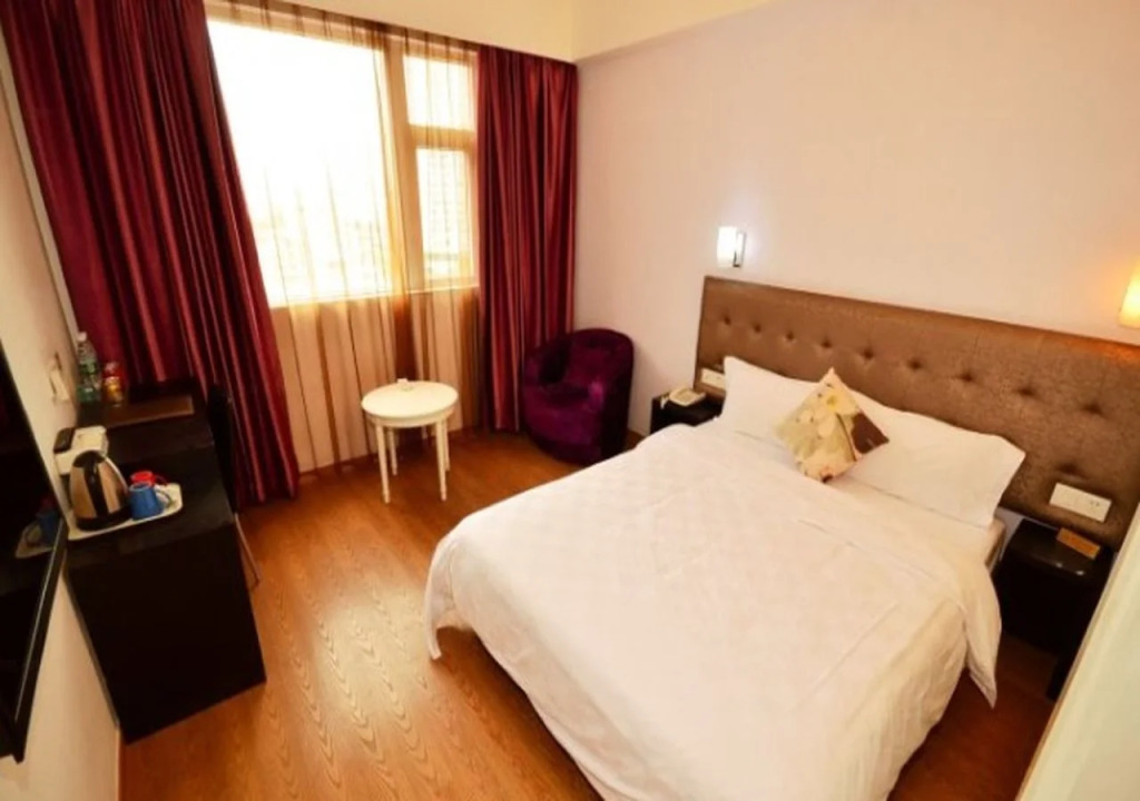 New World Hotel