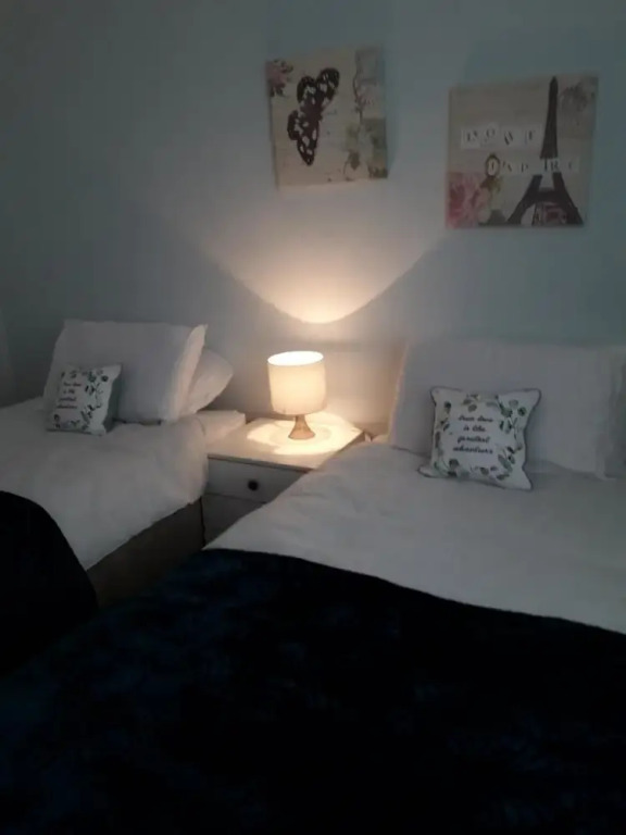 Cozy, Stylish 2 Bedroom Flat - Jesmond