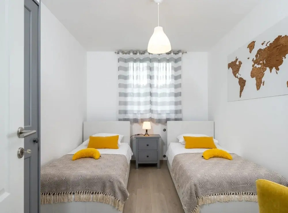 Holiday Home Milevoj - Three Bedroom Holiday Home