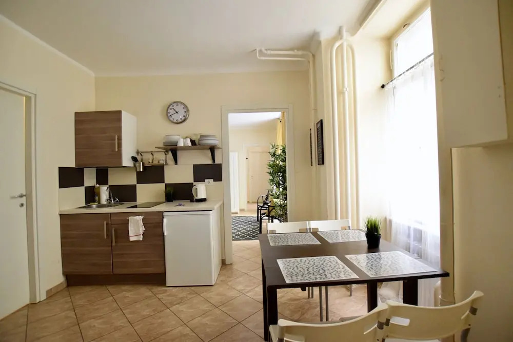 Budget Apartment by Hi5 - Révai köz