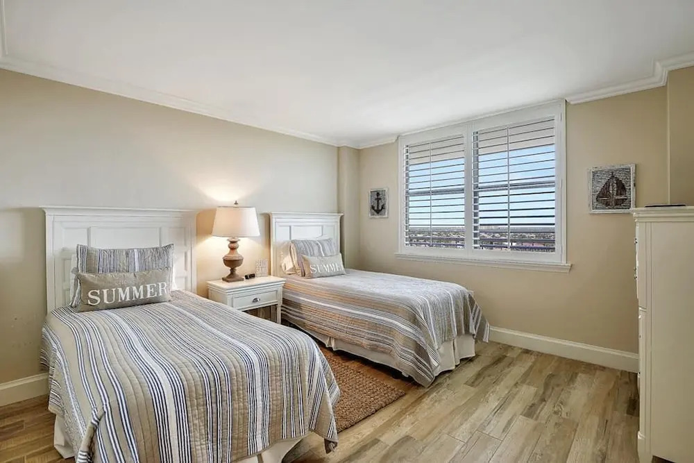 Seaview Condominium #65808 2 Bedrooms 2 Bathrooms Condo