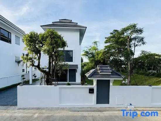 Smart Chiang Mai Luxury Pool Villa，close to the old city, five-star new luxury pool resort villa