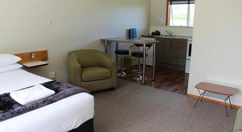 A1 Ward Motel