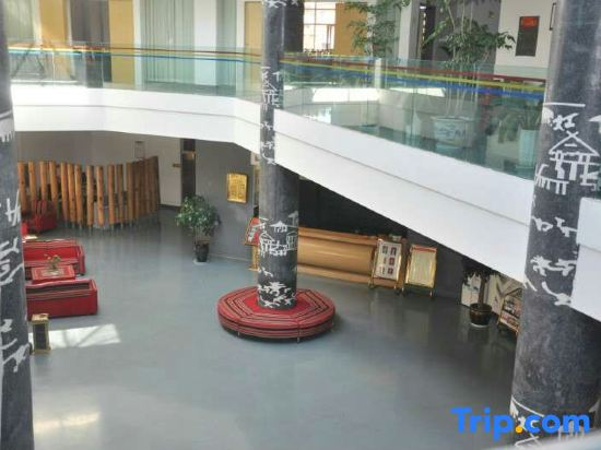 Longtan Hotel