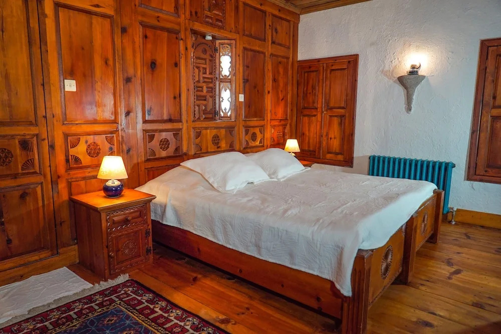 Bi̇ber Evi̇