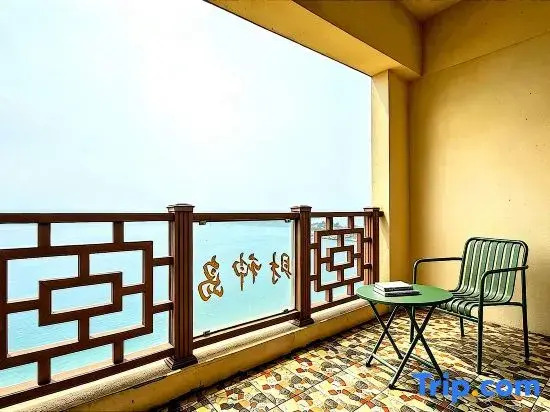 Dalian Changhai County Caishen Island Island Hotel