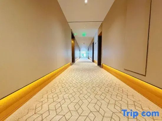 JI Hotel (Taiyuan Jinyang Lake Hongdenglong Stadium)