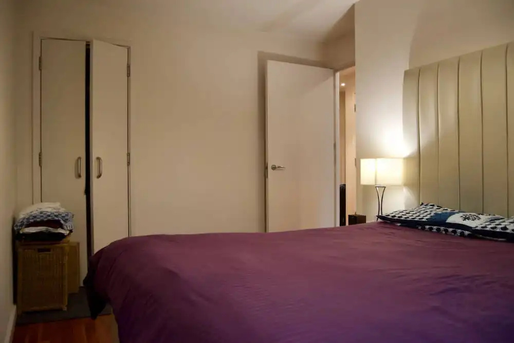 Central Waterloo 2 Bedroom Apartment With Balcony