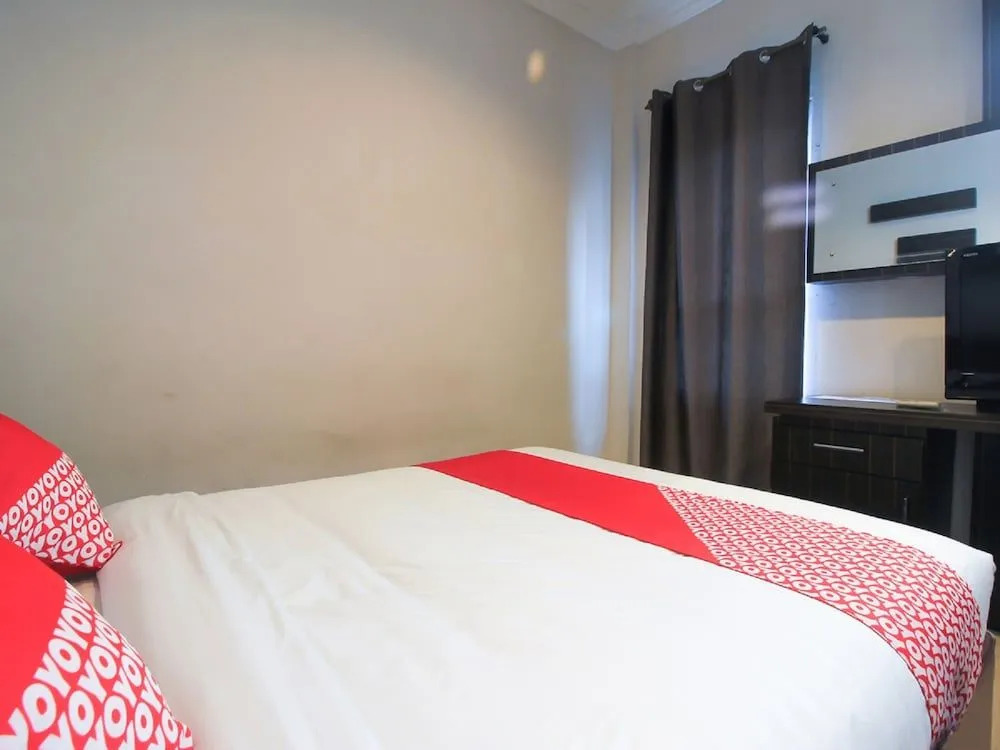 OYO 717 Hotel Dharma Utama Syariah