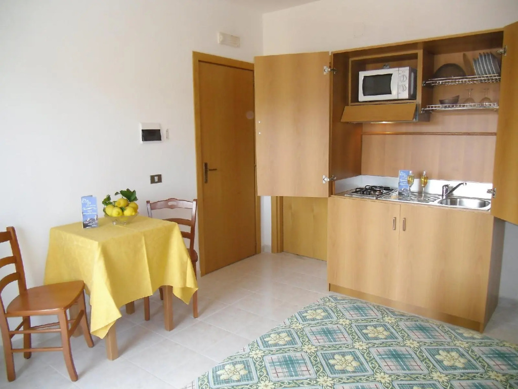 Laura - One Bedroom No.3