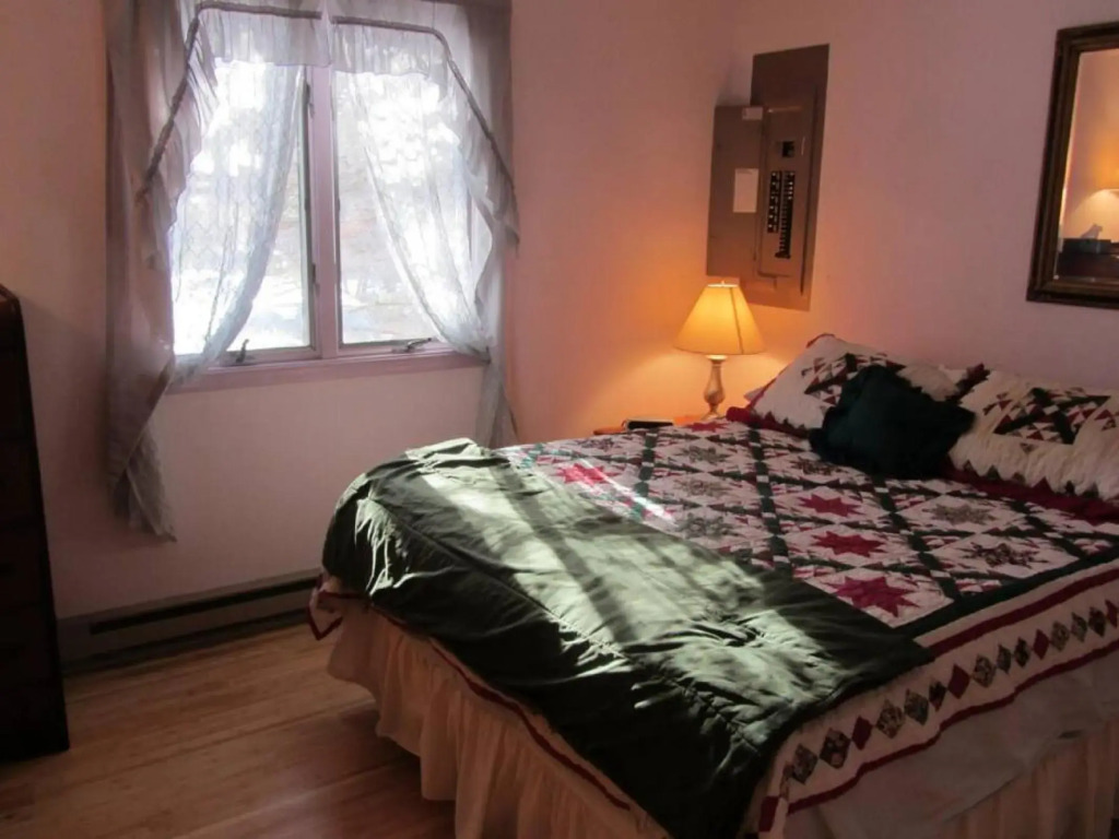 Cozy Pocono Cottage near Jack Frost Jim Thorpe