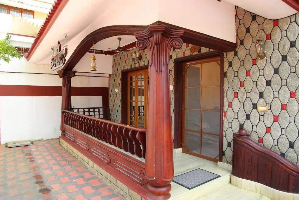 Kuppath Inn