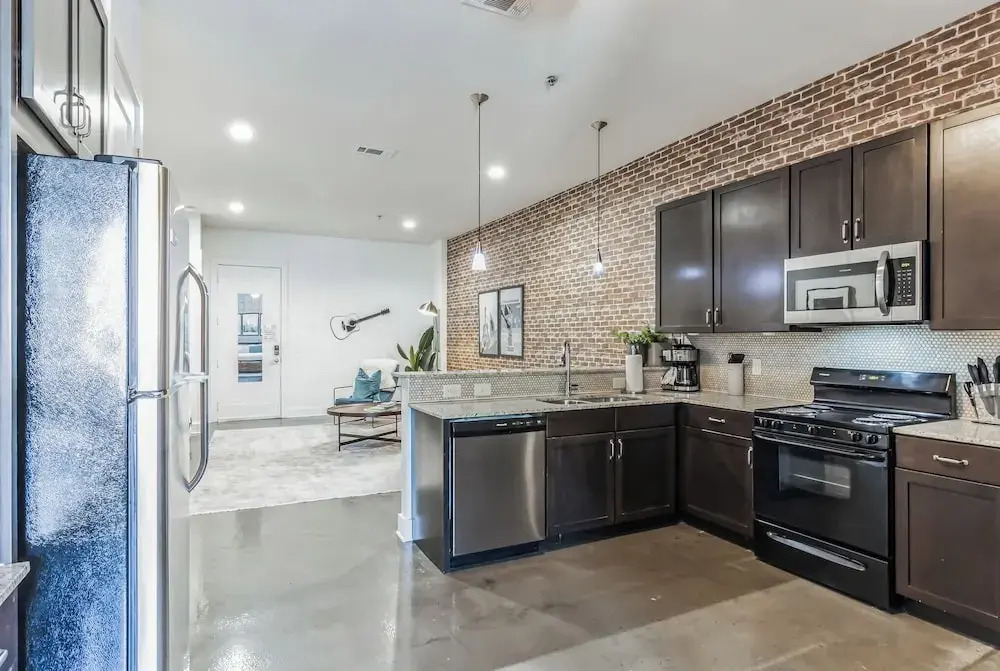1 BDR Loft Close to Vanderbilt Hospital