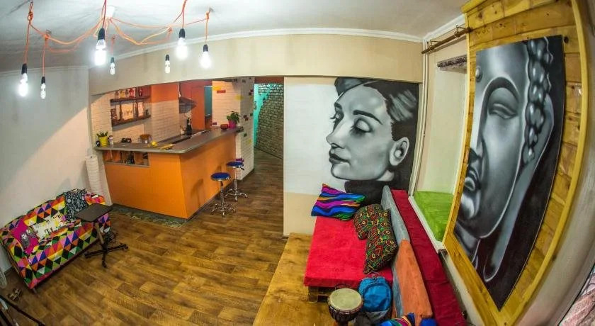 Hostel Loco