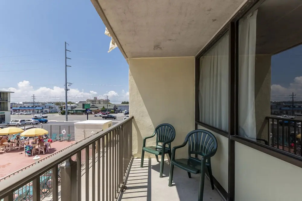Kokomo Suites