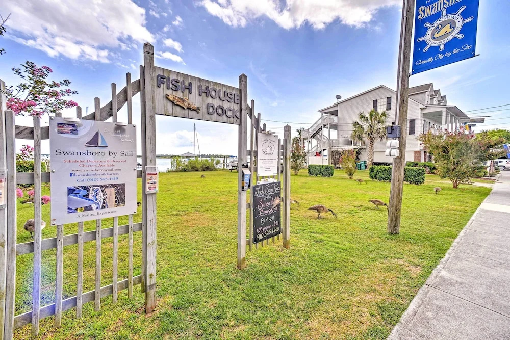 Historic Swansboro Studio w/ Intracoastal View!