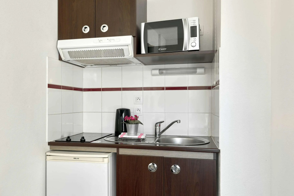 Comfort Aparthotel Versailles, St Cyr lEcole