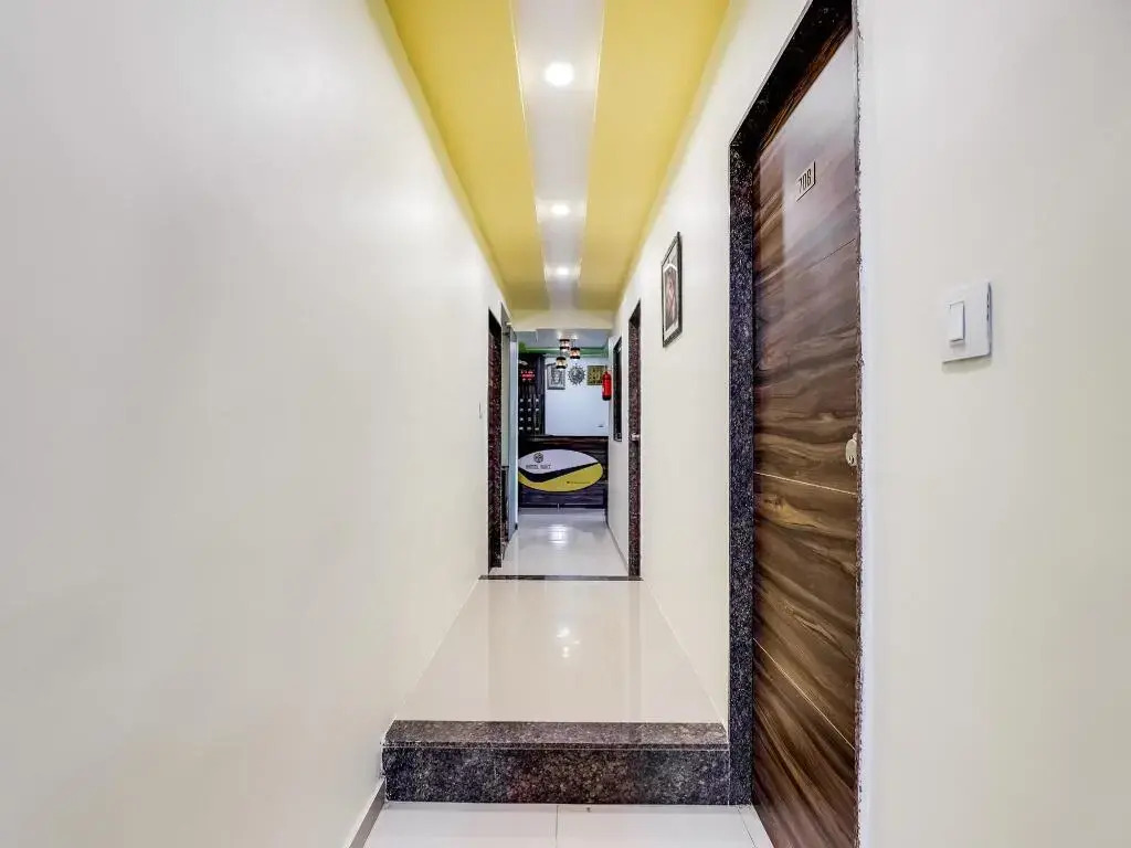 Hotel Alice by OYO Rooms