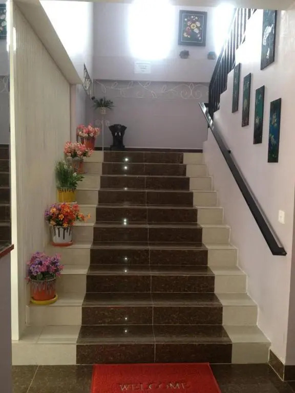 Tith Hour Guesthouse