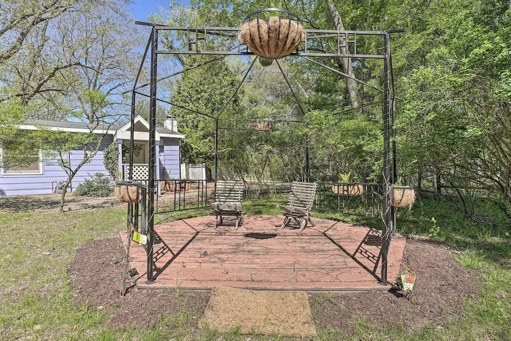 Sawyer Retreat w/ Fire Pit < 2 Mi to Beaches!