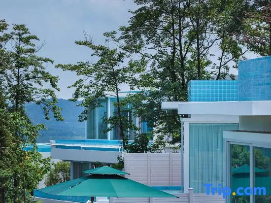 Moganshan High Mountain Forest Adventure Park · Xuan Yong Shilily Hotel