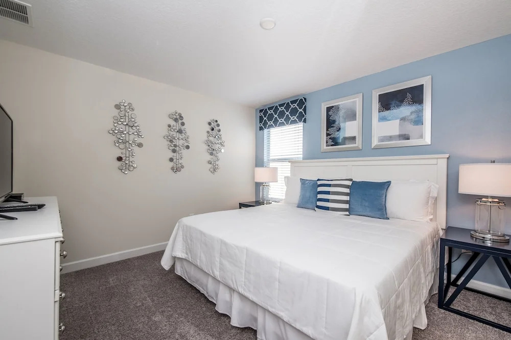 1671 Moonvalley Drive