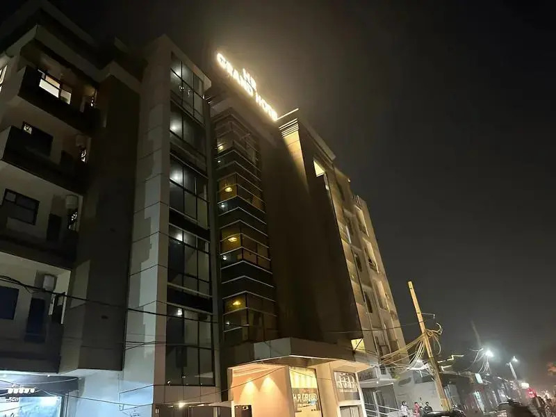 HR Grand Hotel