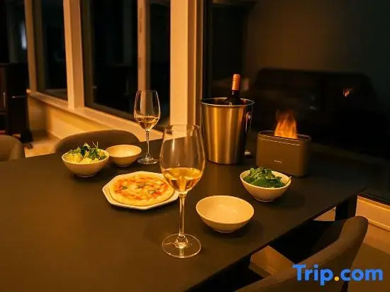 洞爺湖町一棟貸ヴィラ UMITO Luxury Private Villa Exclusive One Group Per Day Panoramic Views of Lake Toya and Funka Bay