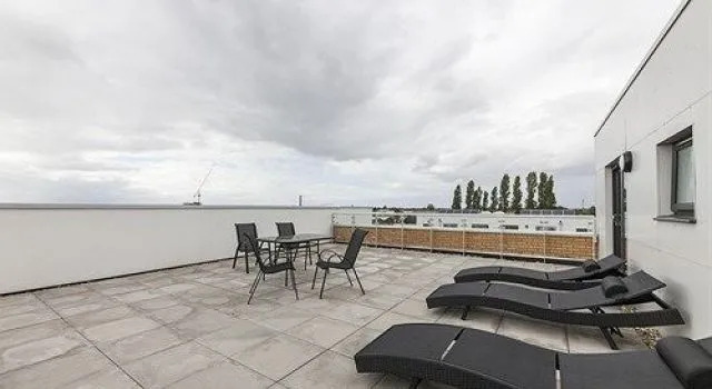 Pinnacle Apartments Central