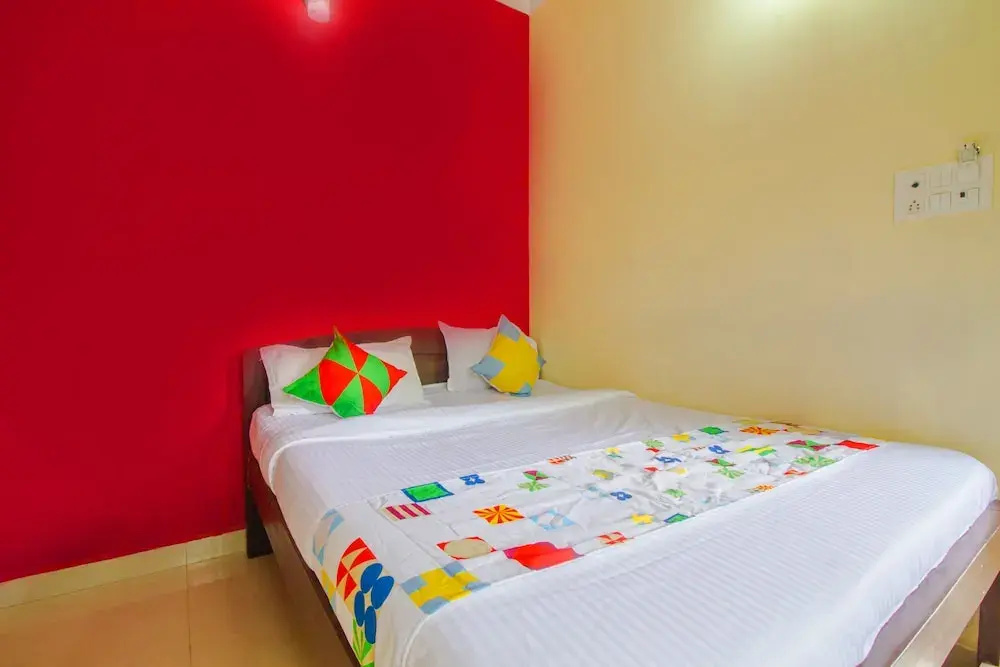 OYO 22472 Home Elegant Studio Tito's Lane