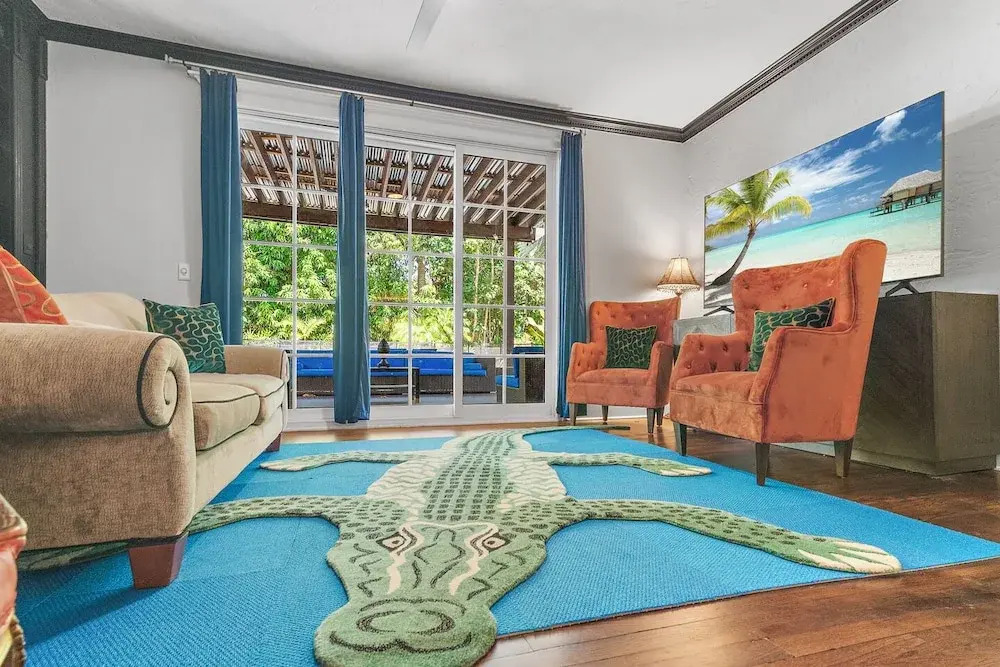 2 Mansions with Pool in West Palm Beach